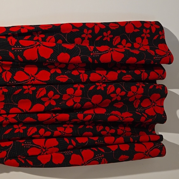 Lularoe red black floral dress. Size 2X. - Picture 3 of 6